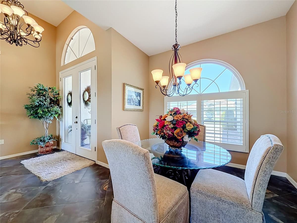 4231 COCONUT DRIVE — photo 10 of 70