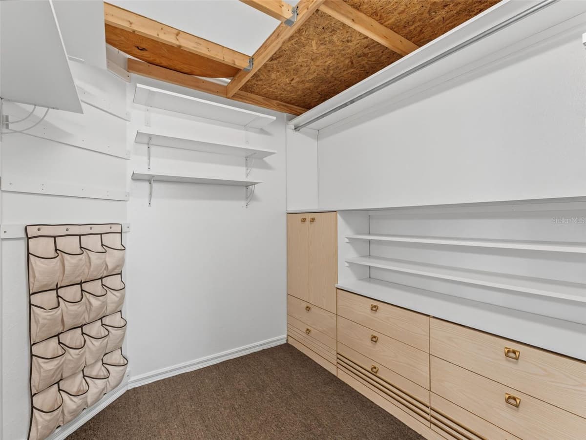 8342 DANBURY LANE — photo 48 of 99