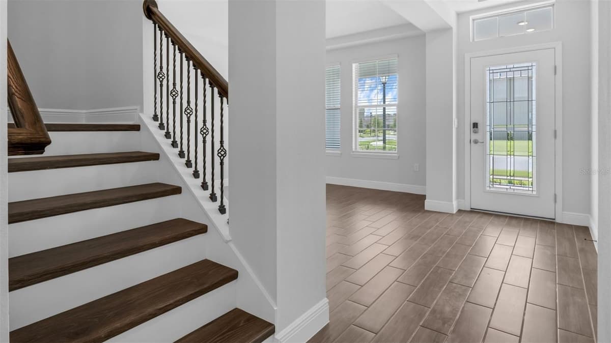 11905 SHINE VIEW LANE — photo 2 of 27