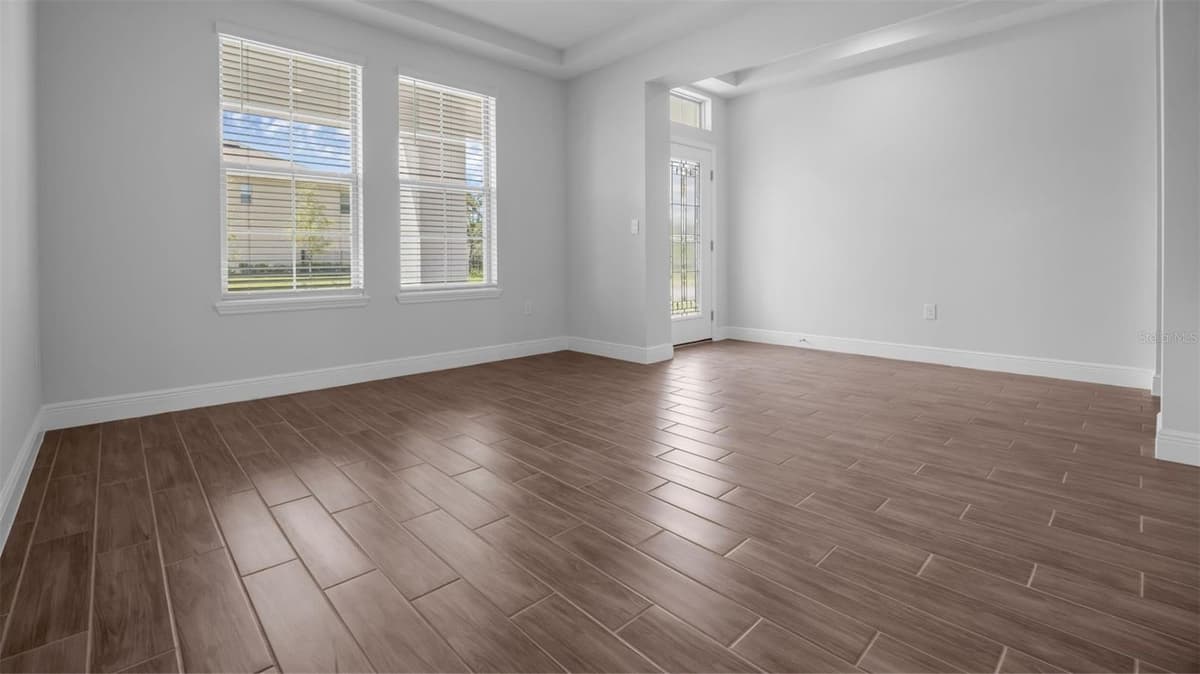 11905 SHINE VIEW LANE — photo 3 of 27