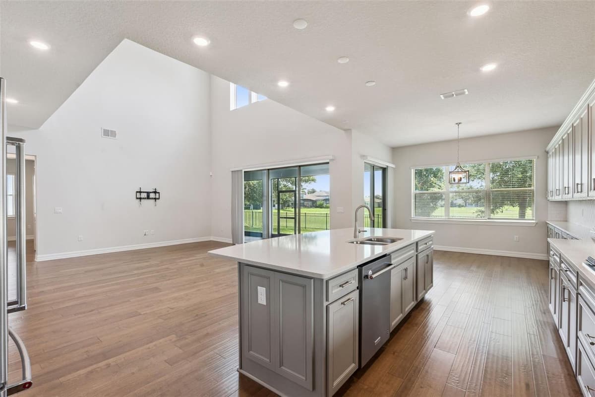 9070 WOODLAND FOREST ROAD — photo 13 of 61