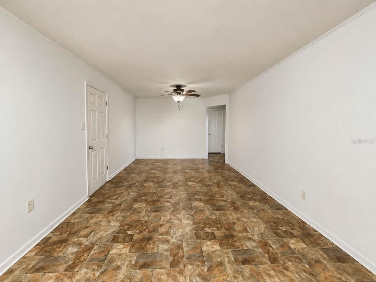 108 9TH ELOISE STREET — photo 3 of 9