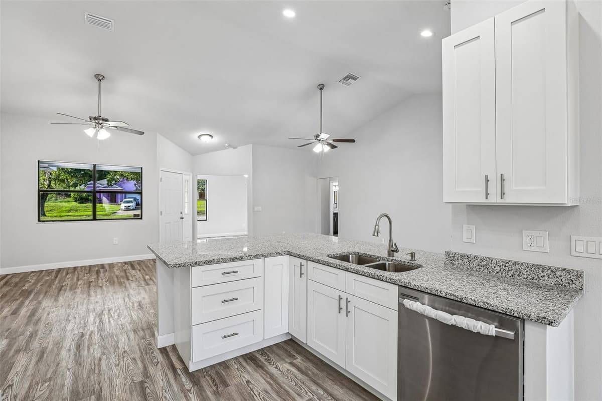 7019 KENSINGTON HIGH BOULEVARD — photo 11 of 43