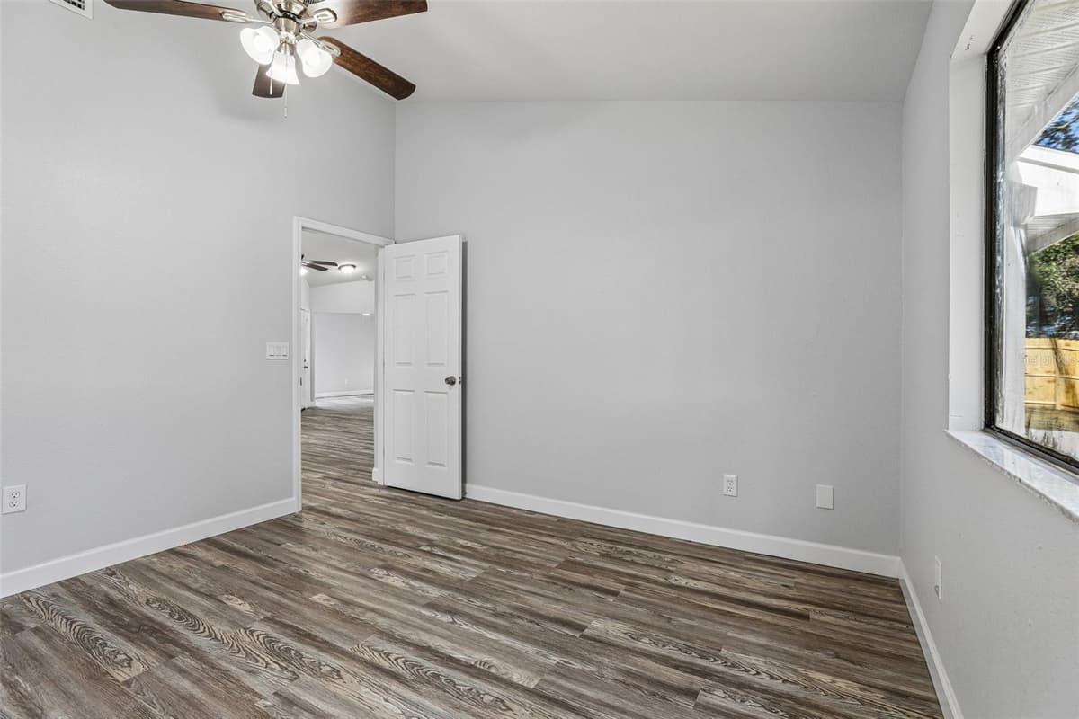 7019 KENSINGTON HIGH BOULEVARD — photo 15 of 43