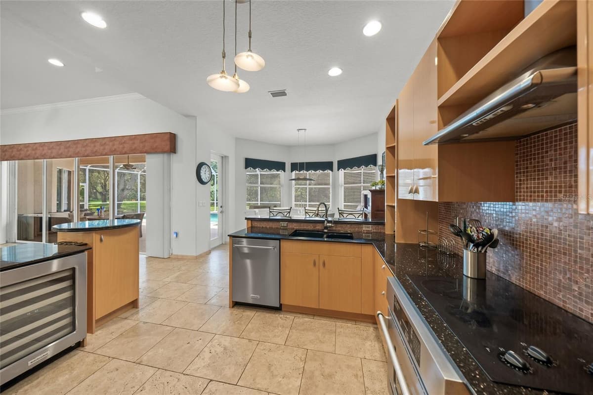 8488 EAGLE PRESERVE WAY — photo 15 of 70