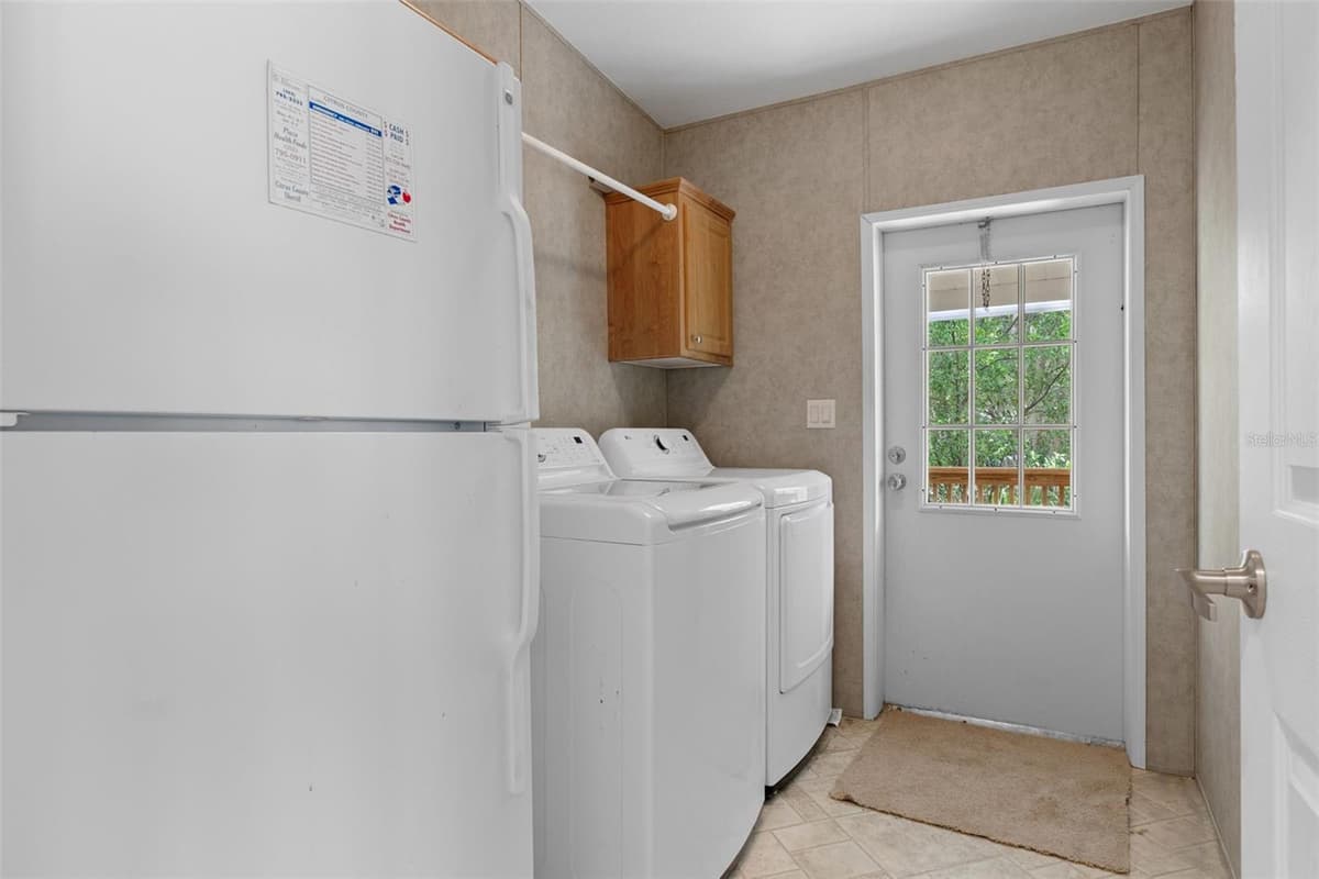 7351 HADENOTTER LANE — photo 38 of 45