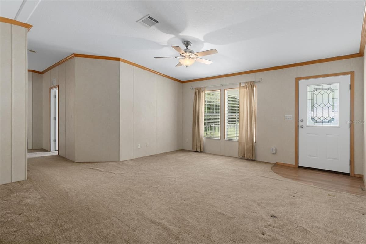 7351 HADENOTTER LANE — photo 10 of 45