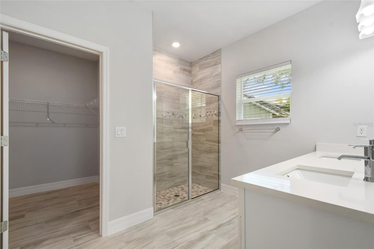 407 HARVARD STREET — photo 20 of 31