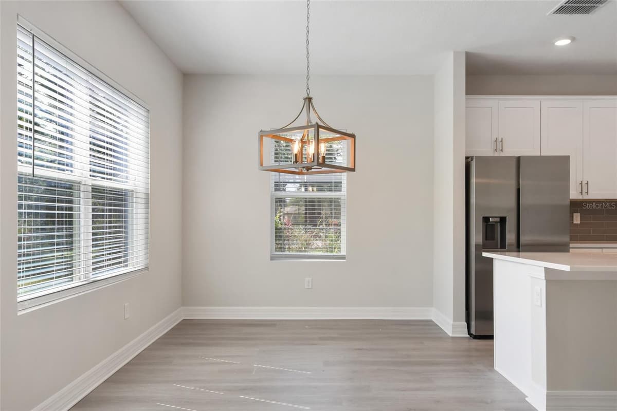 407 HARVARD STREET — photo 15 of 31
