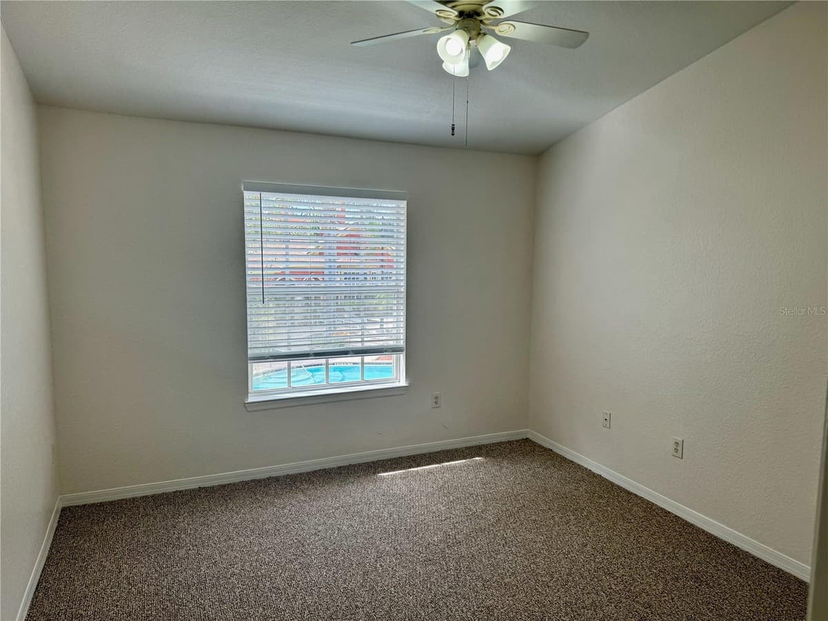 832 GRAND REGENCY POINT — photo 12 of 17