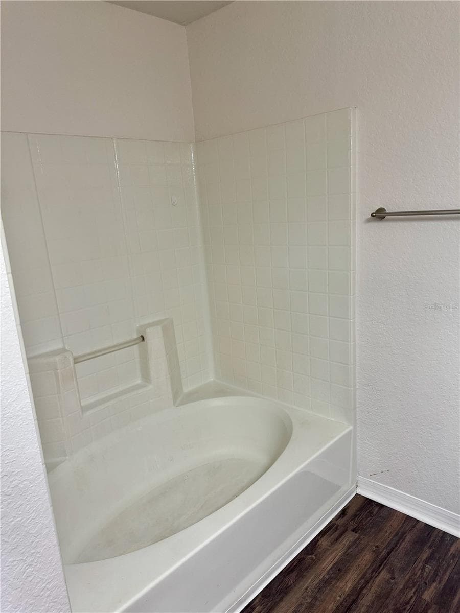 832 GRAND REGENCY POINT — photo 15 of 17
