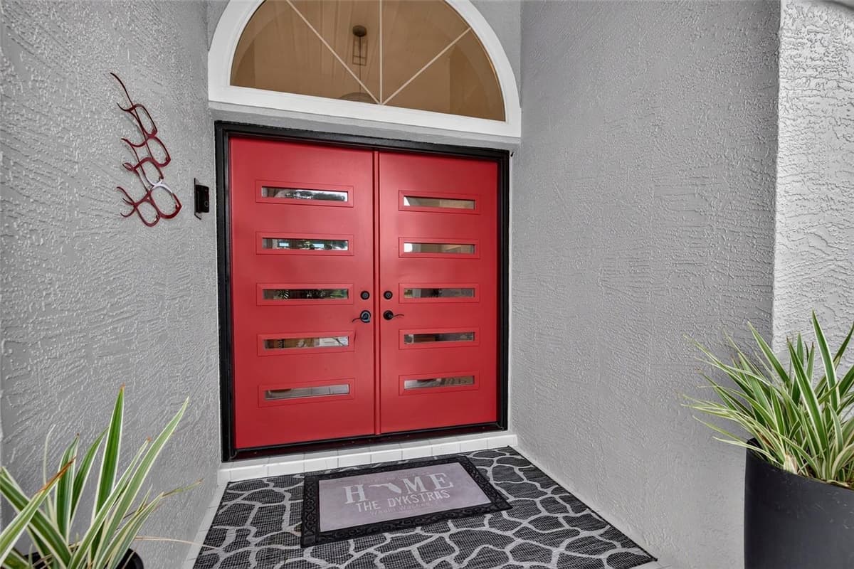 10017 SCARLETT COURT — photo 5 of 88