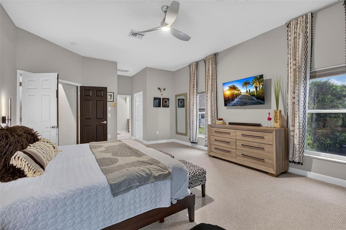 10017 SCARLETT COURT — photo 37 of 88