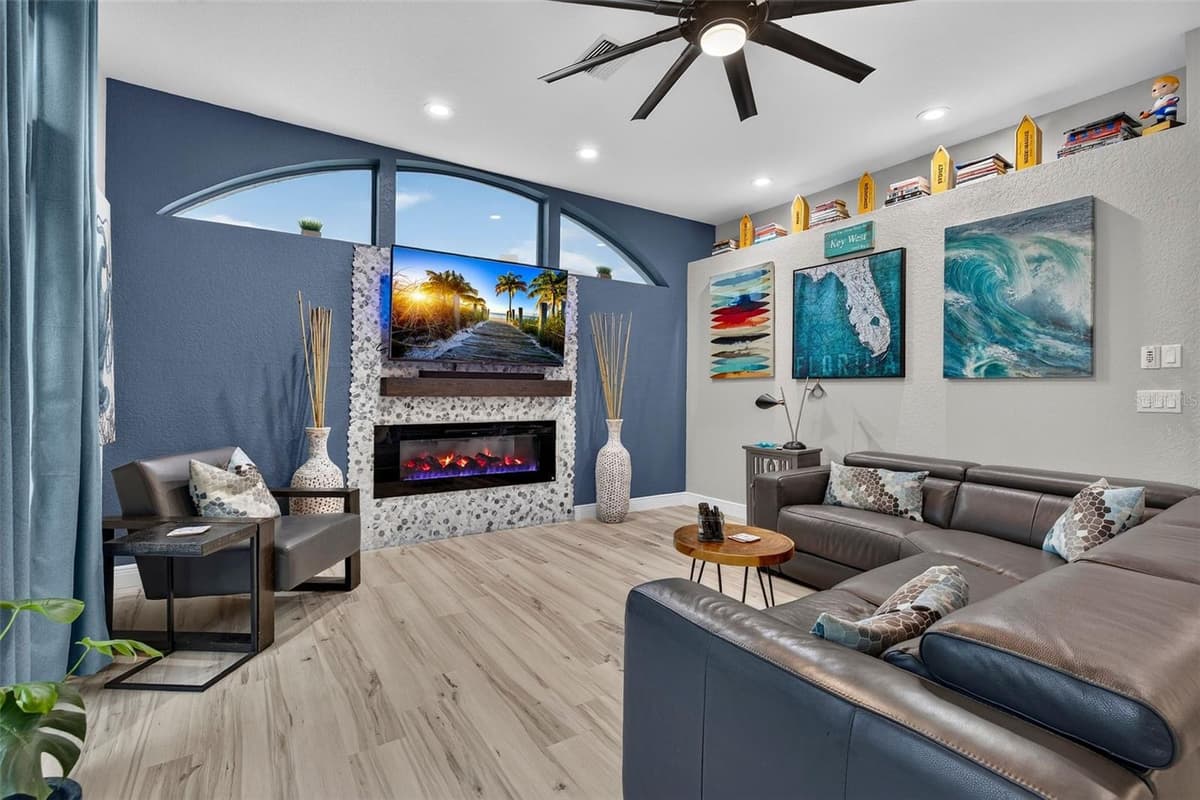 10017 SCARLETT COURT — photo 33 of 88
