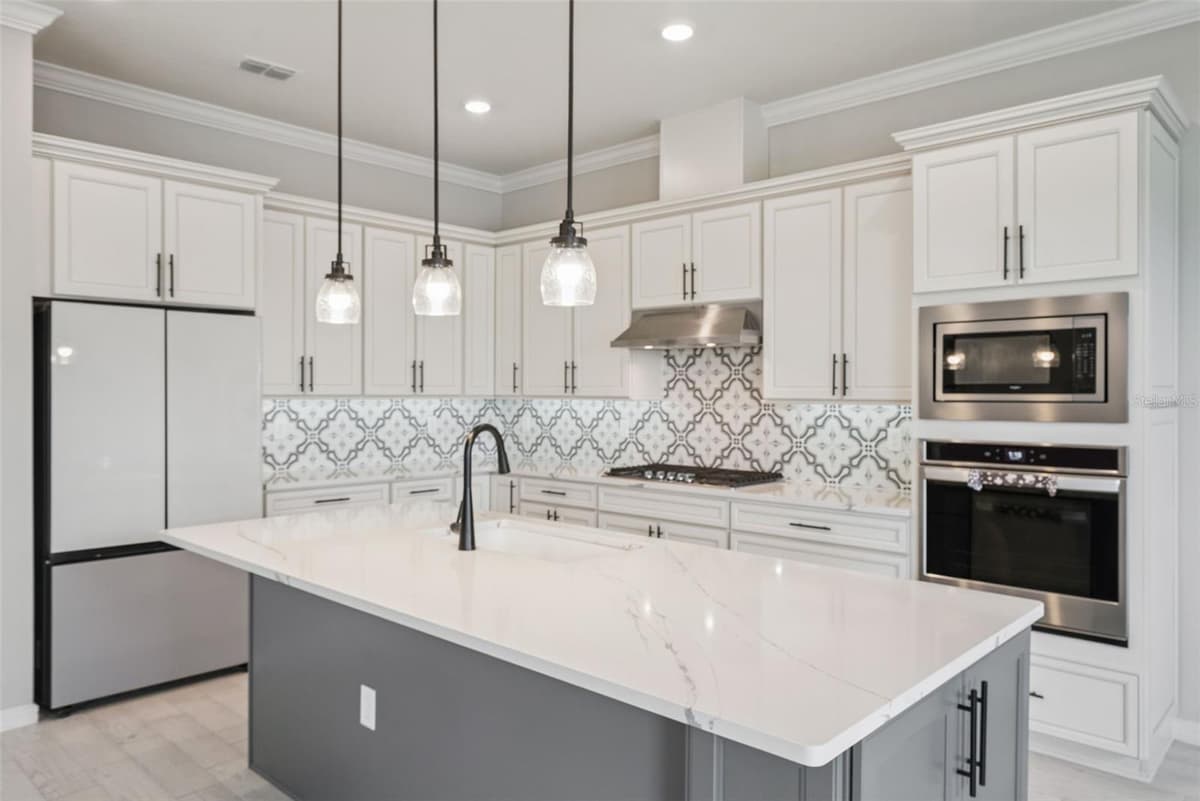 13871 DESTIN BEACH LANE — photo 13 of 32