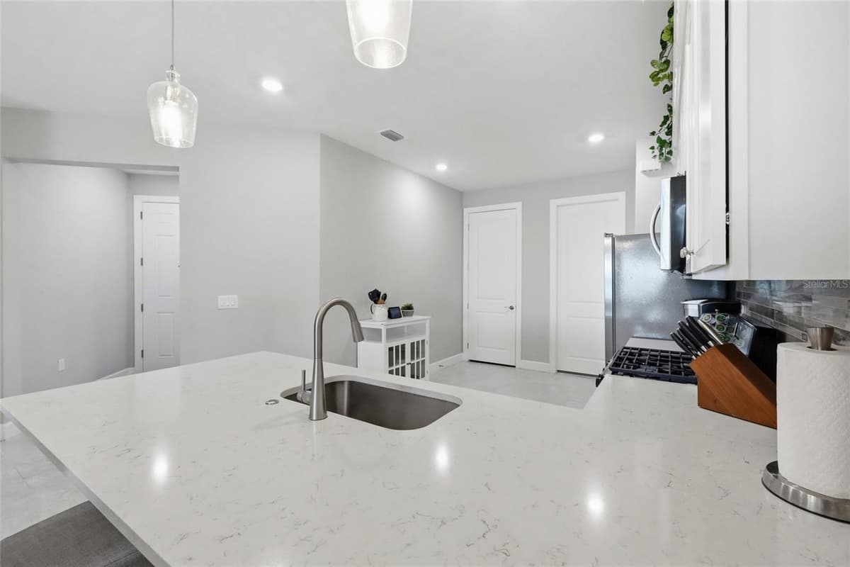 14571 MOSSY PINE COURT — photo 5 of 49