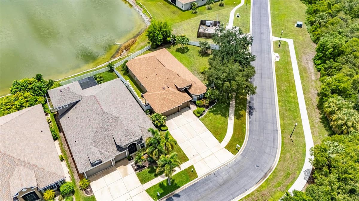 1724 MIRA LAGO CIRCLE — photo 10 of 70
