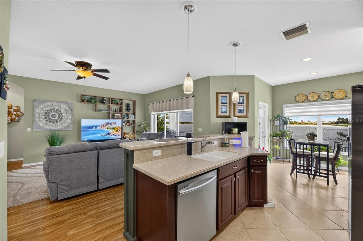 1724 MIRA LAGO CIRCLE — photo 21 of 70
