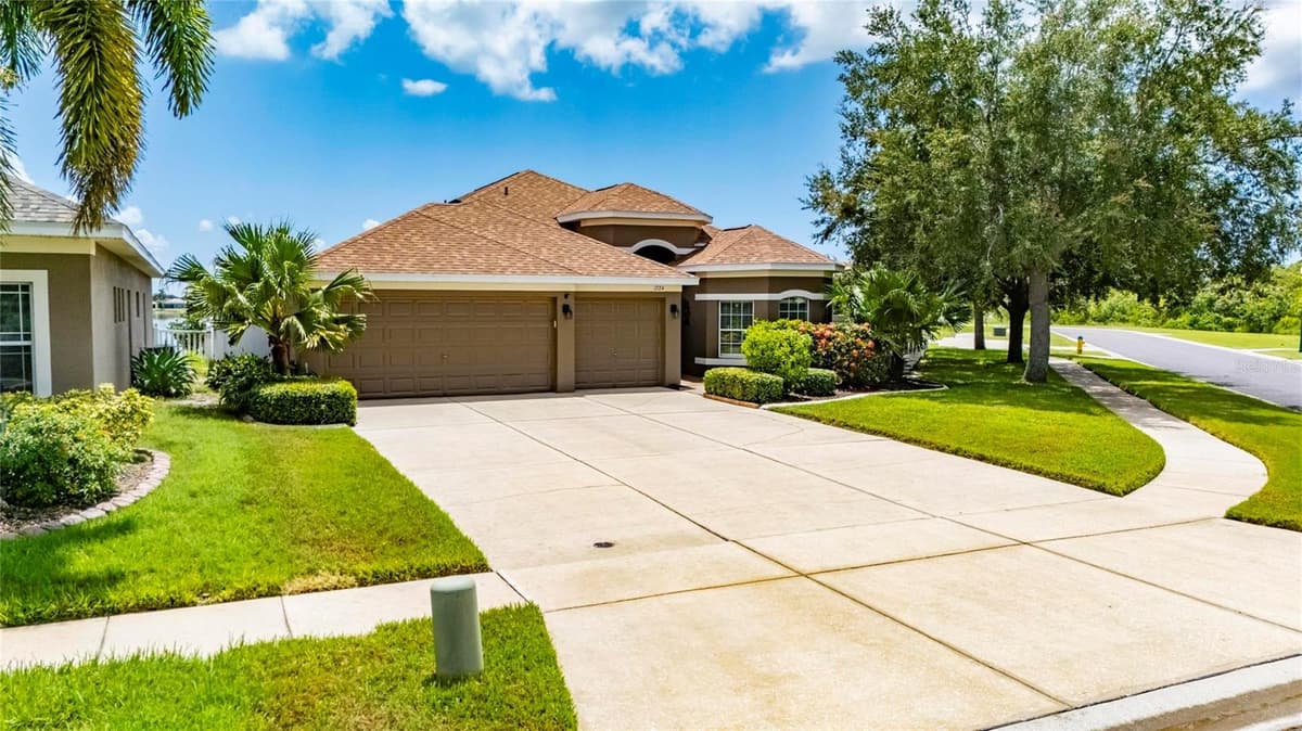 1724 MIRA LAGO CIRCLE — photo 4 of 70
