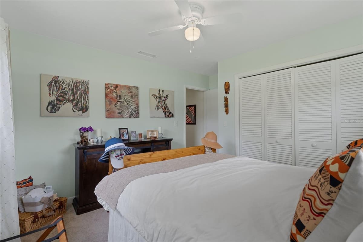 914 MCGOWAN AVENUE — photo 34 of 52
