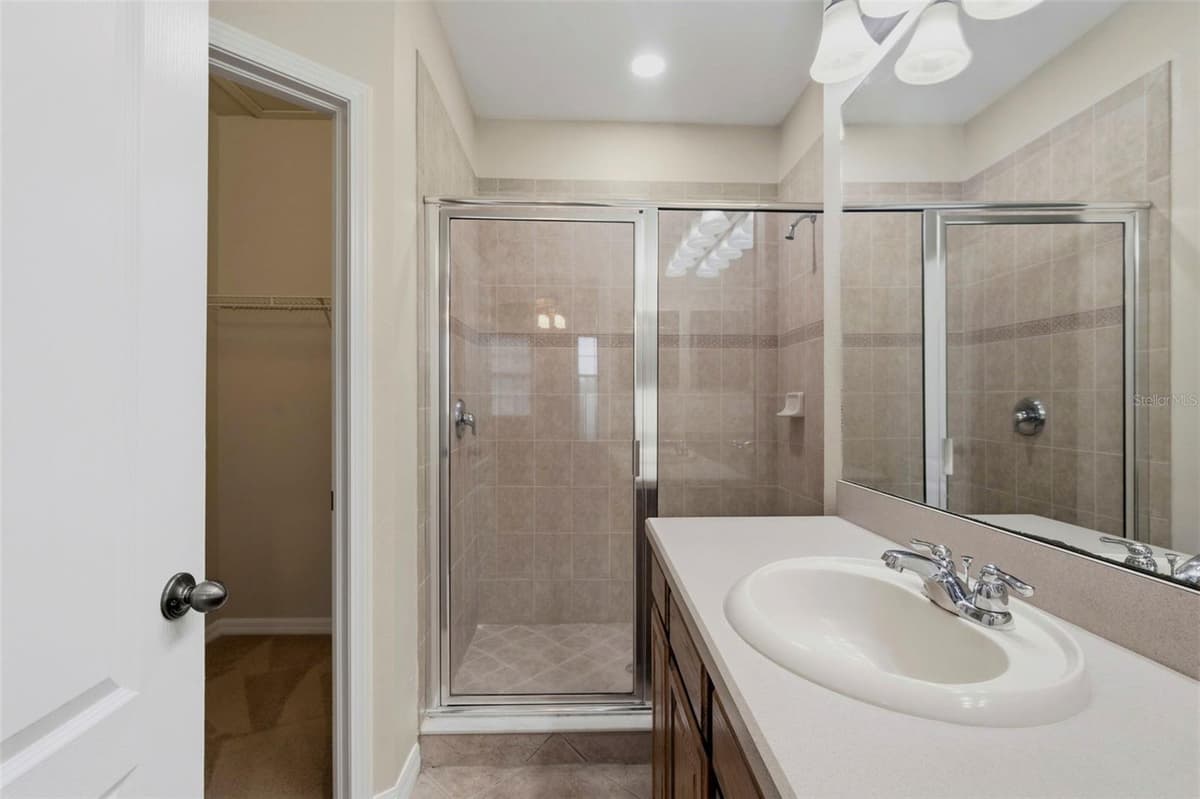 7212 STERLING POINT COURT — photo 23 of 35