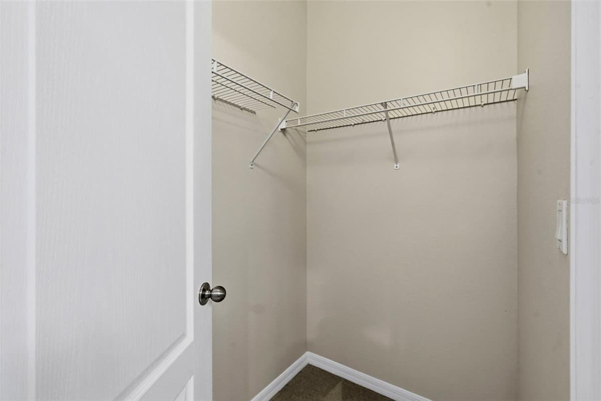 7212 STERLING POINT COURT — photo 22 of 35