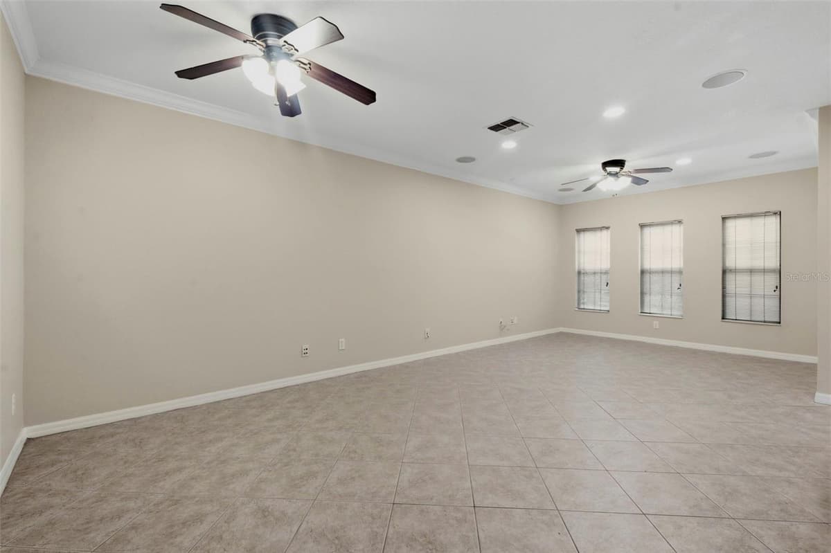 7212 STERLING POINT COURT — photo 8 of 35