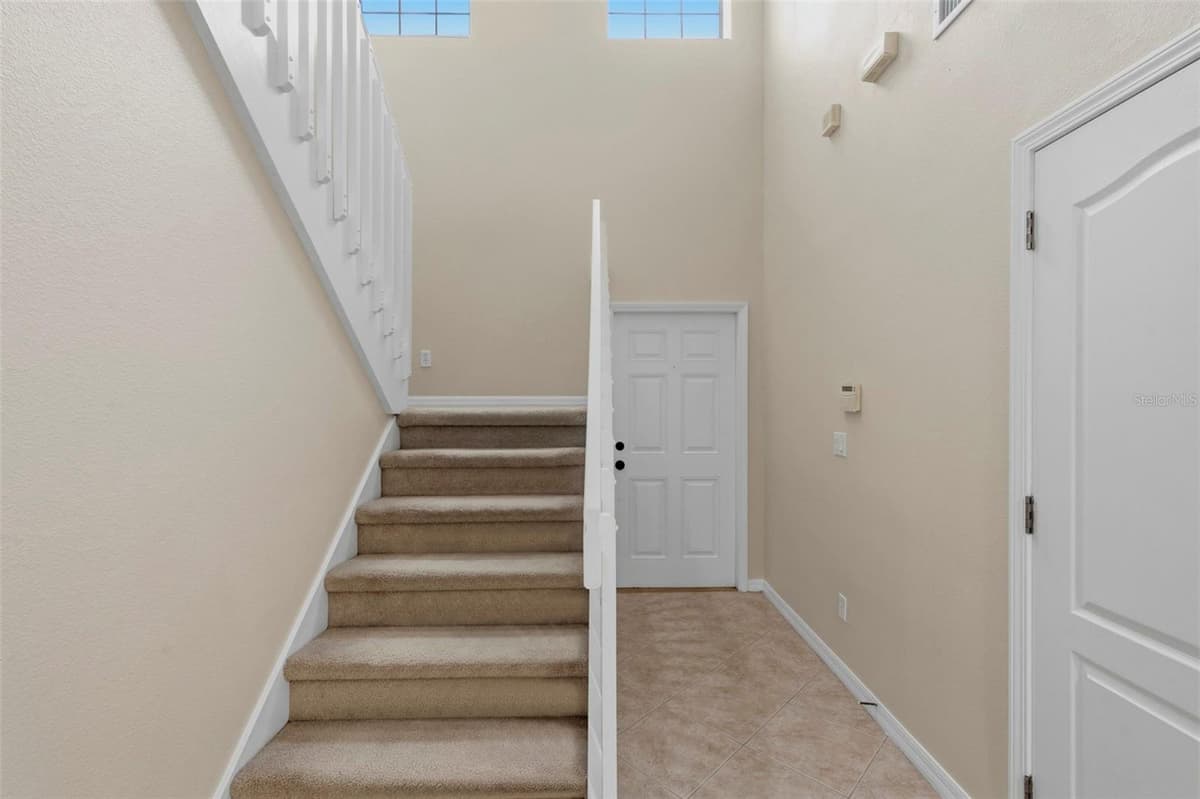 7212 STERLING POINT COURT — photo 16 of 35