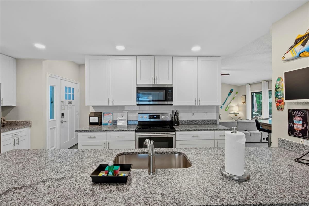 2475 GULFBREEZE CIRCLE — photo 39 of 70
