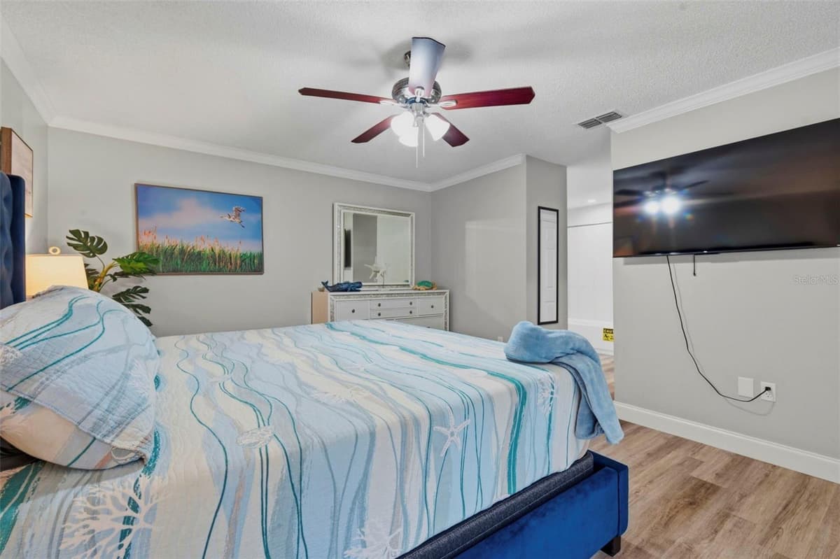 2475 GULFBREEZE CIRCLE — photo 9 of 70