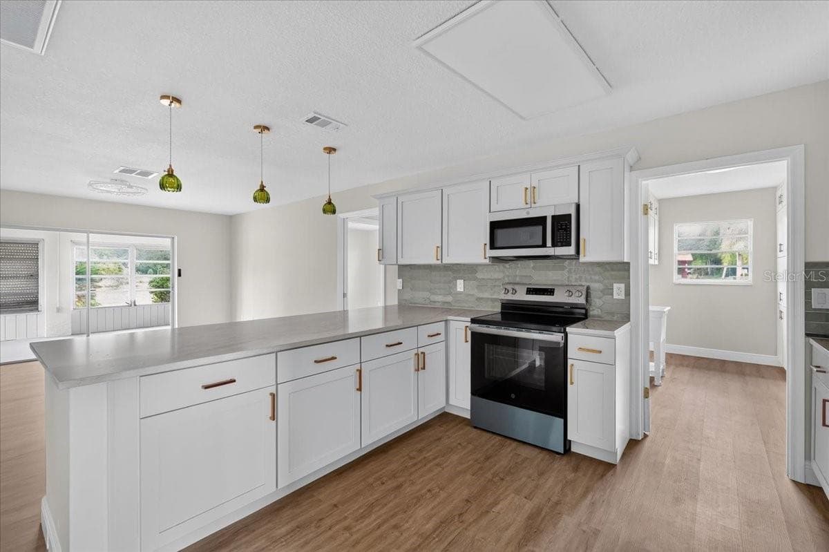 1201 WILD FEATHER LANE — photo 14 of 38