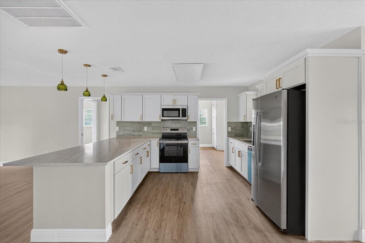 1201 WILD FEATHER LANE — photo 12 of 38