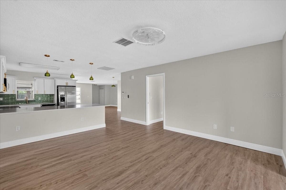 1201 WILD FEATHER LANE — photo 18 of 38