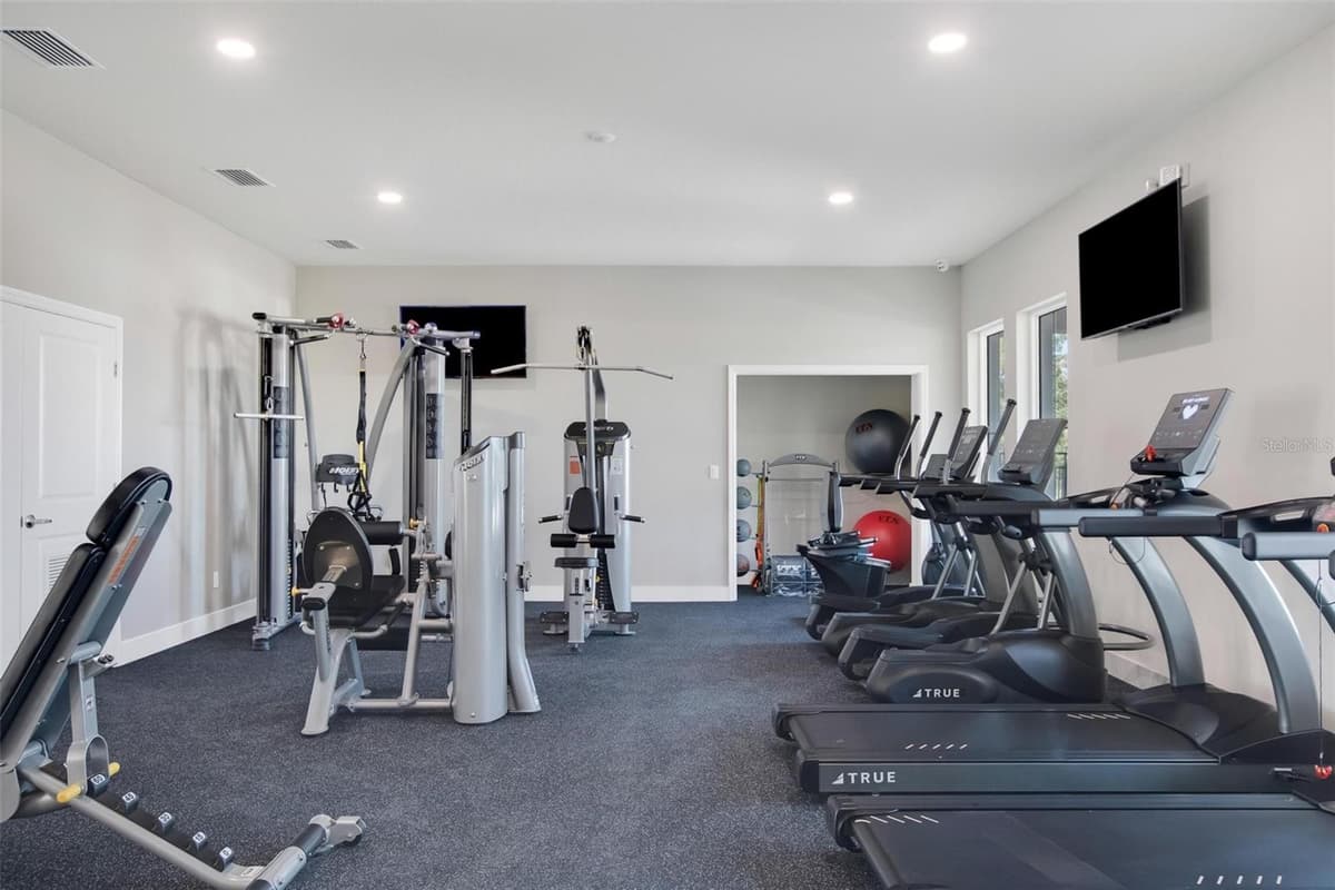 1664 LAKE RESERVE DRIVE — photo 8 of 14