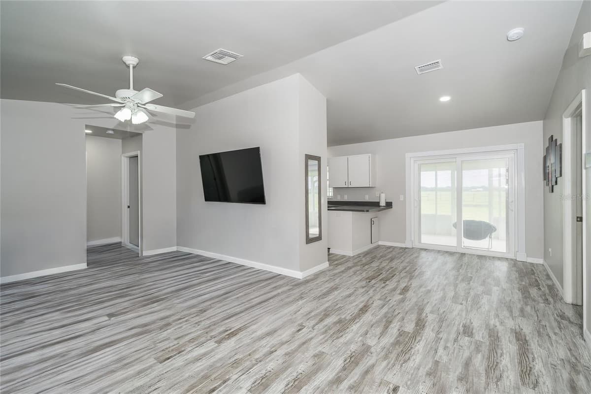 604 BOITNOTT LANE — photo 10 of 37