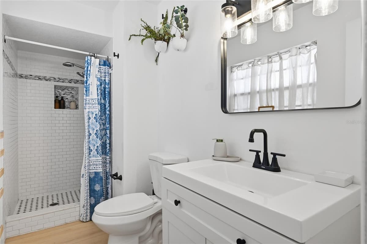835 MARLOWE — photo 10 of 30