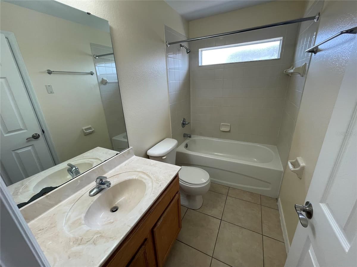 1406 VISTA DEL LAGO BOULEVARD — photo 3 of 12