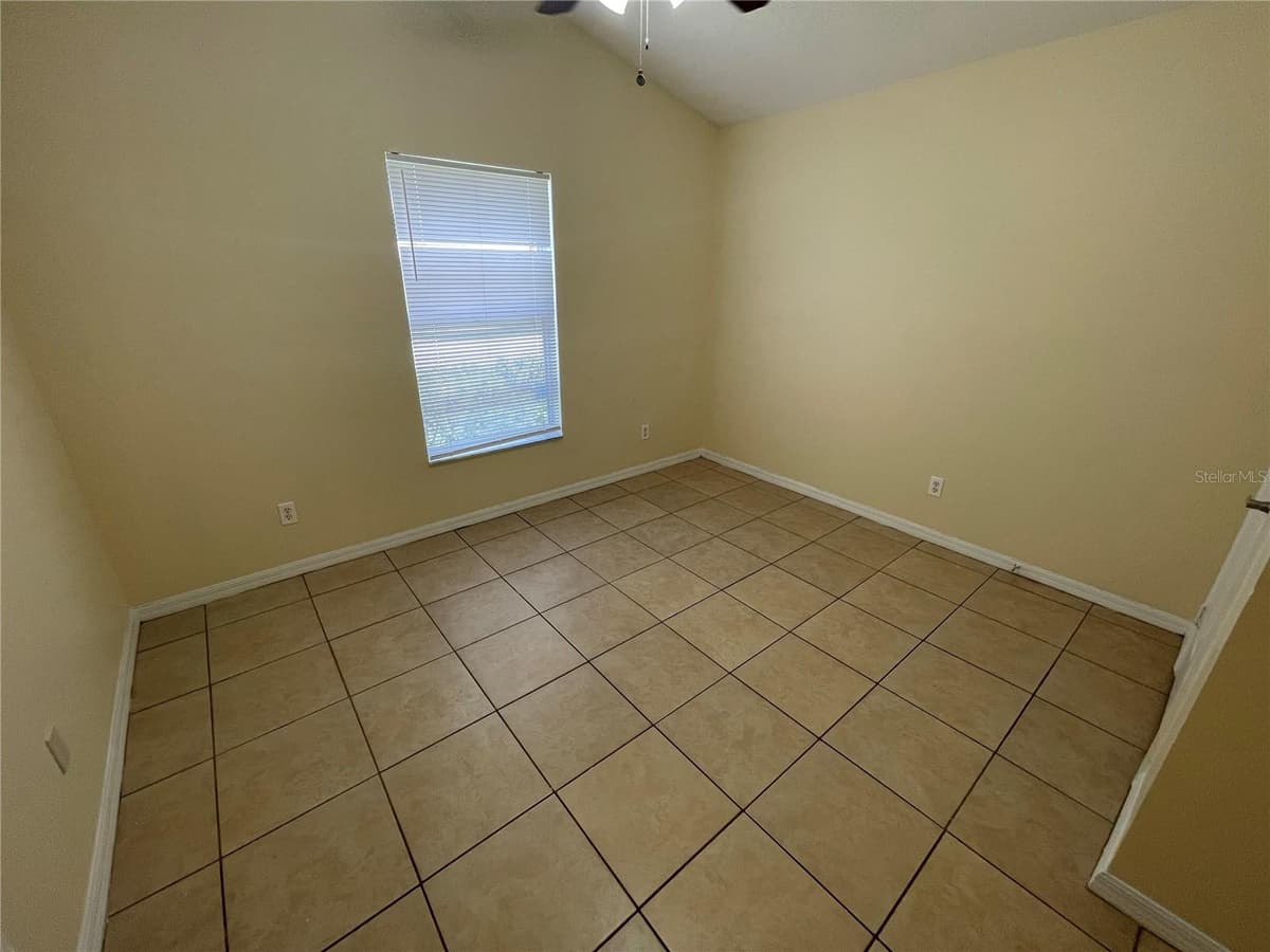 1406 VISTA DEL LAGO BOULEVARD — photo 2 of 12