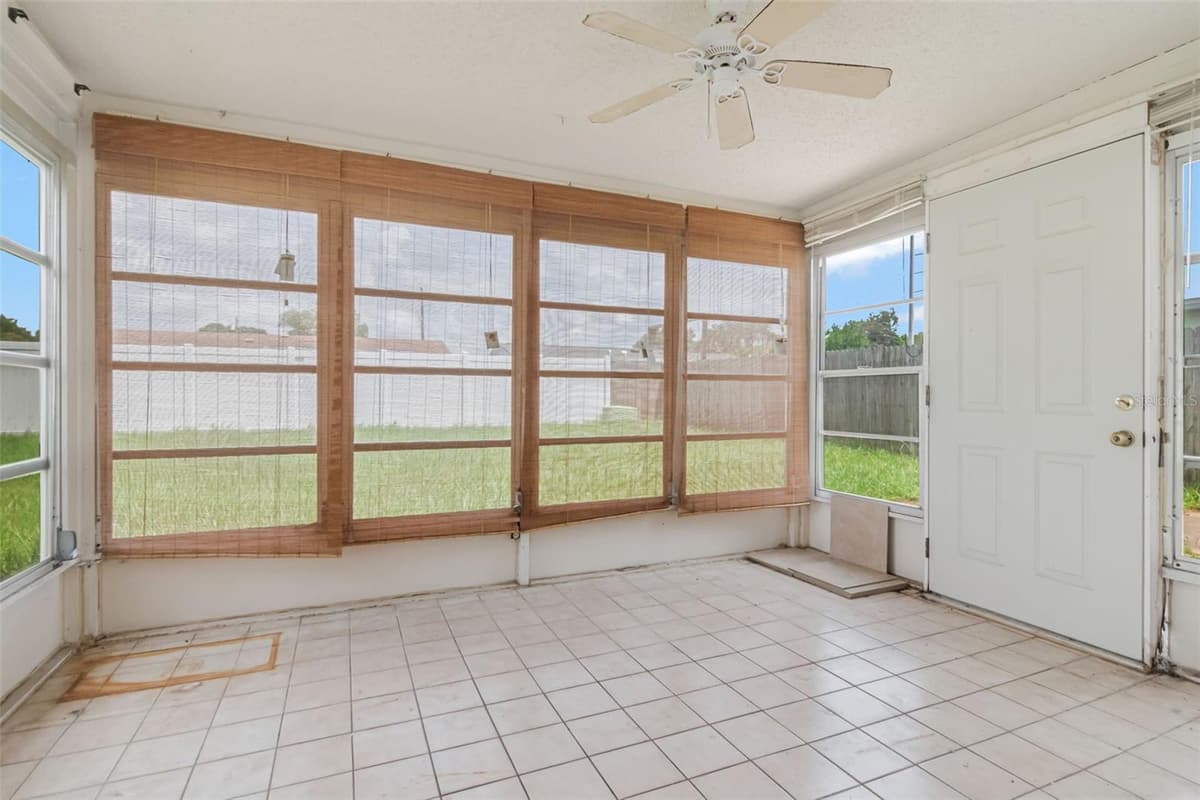 1024 VIKING DRIVE — photo 18 of 34