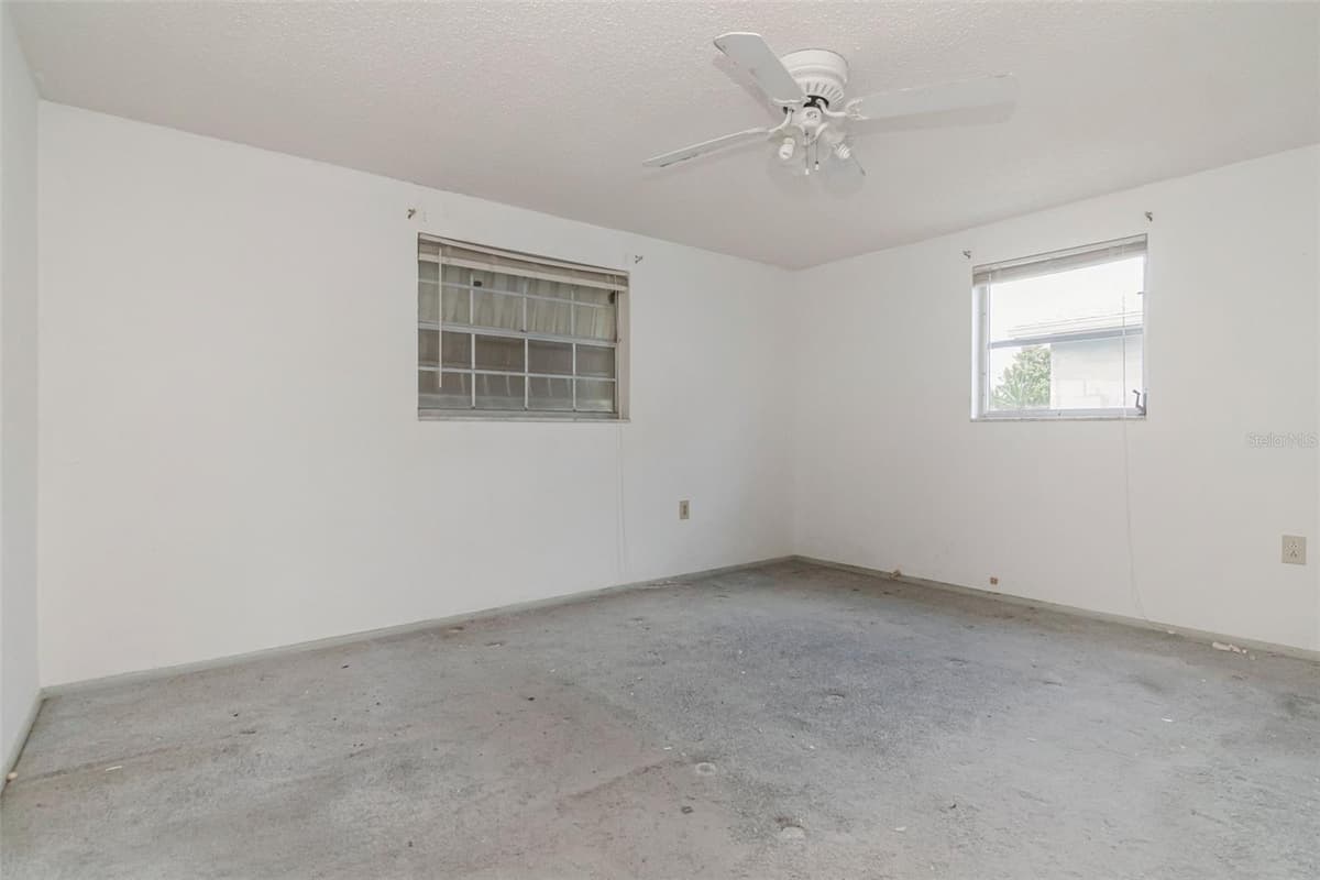 1024 VIKING DRIVE — photo 27 of 34