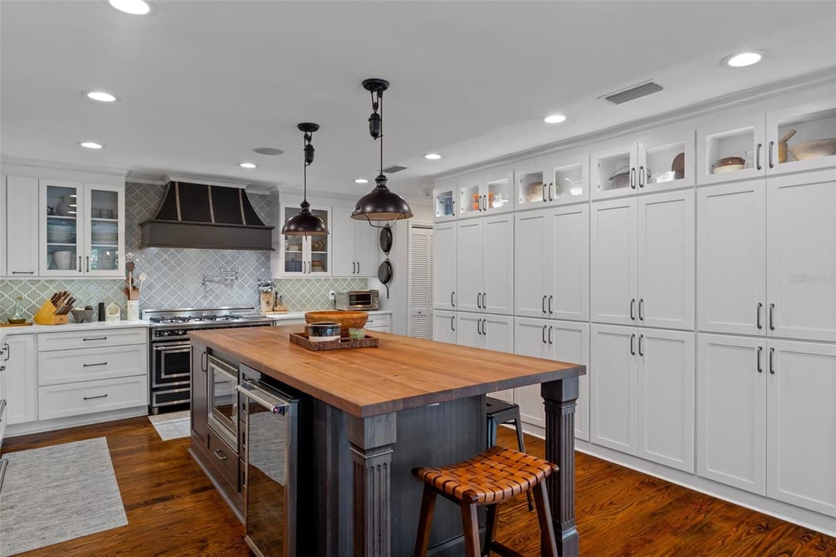 1035 APPALACHIAN TERRACE — photo 42 of 100