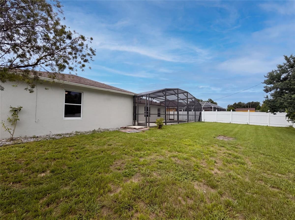2366 BELEN DRIVE — photo 5 of 19