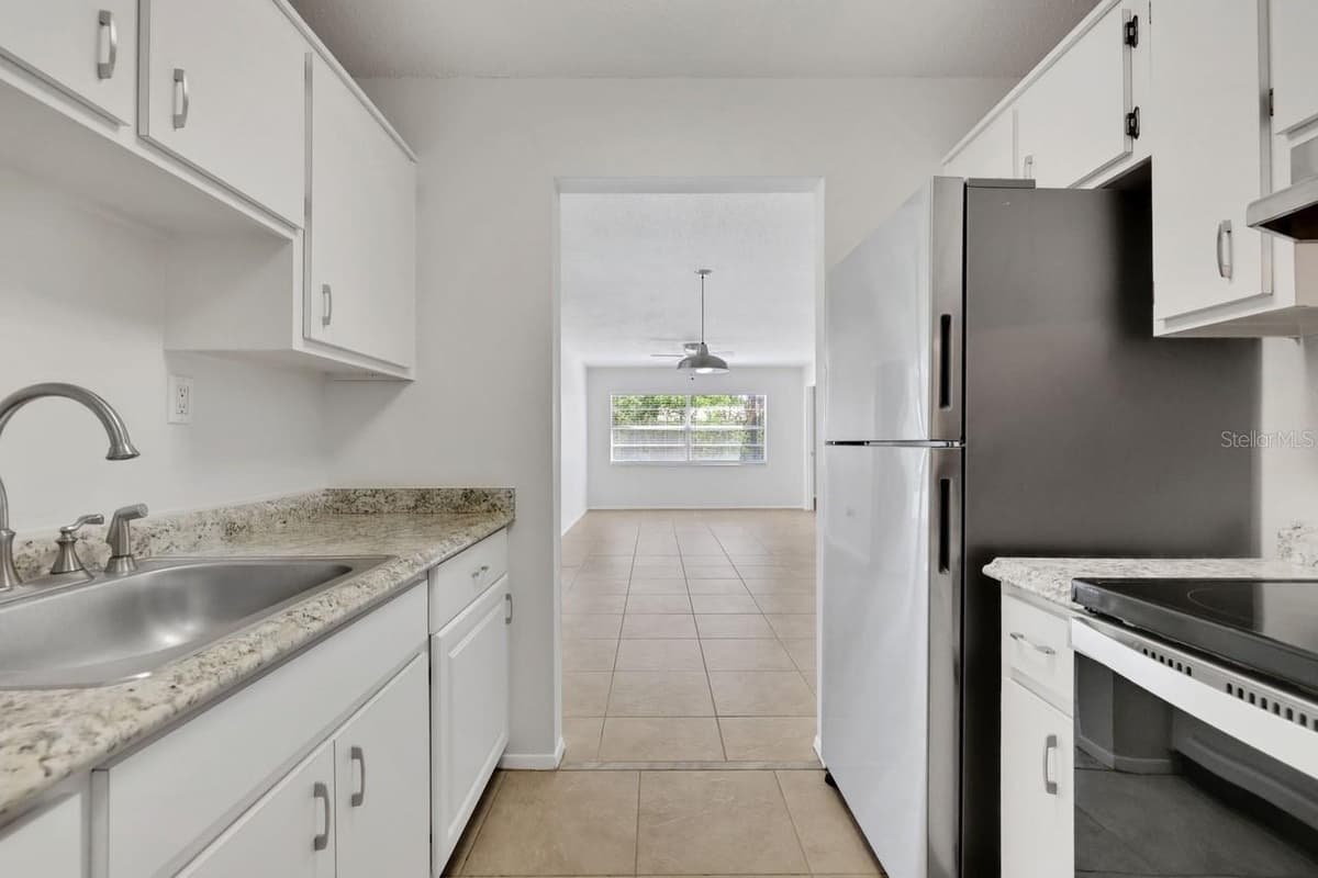 1550 11TH STREET — photo 14 of 19