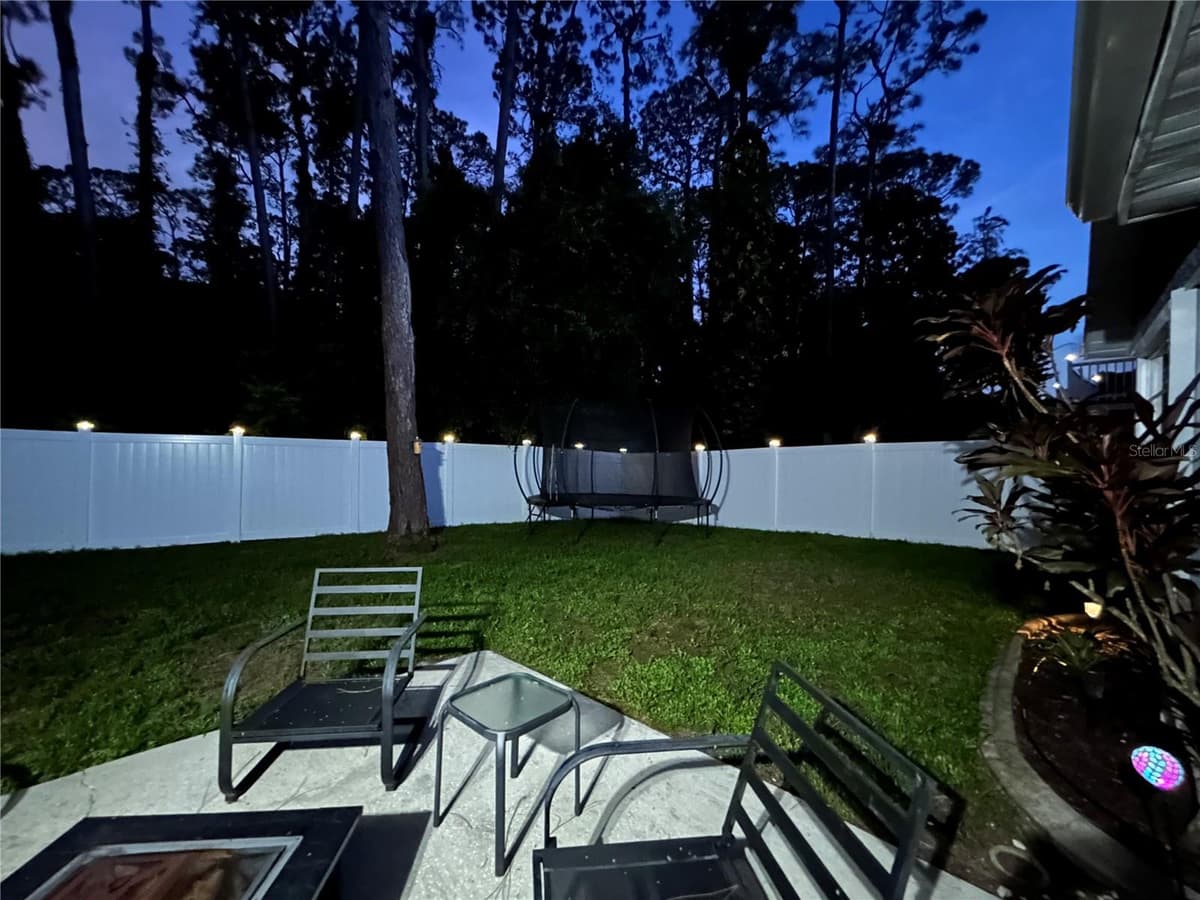 7226 HUMMINGBIRD LANE — photo 45 of 47