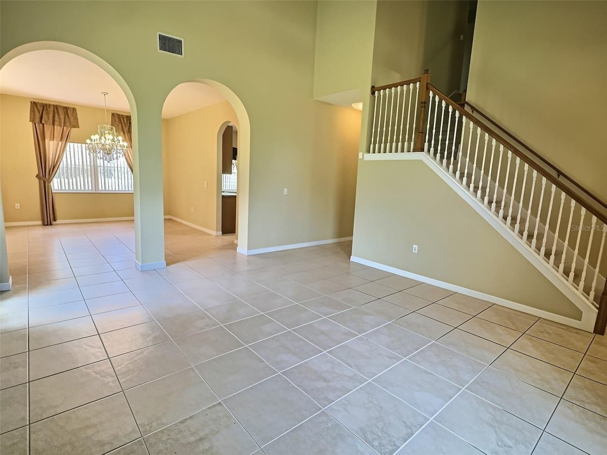 2414 HURON CIRCLE — photo 6 of 17
