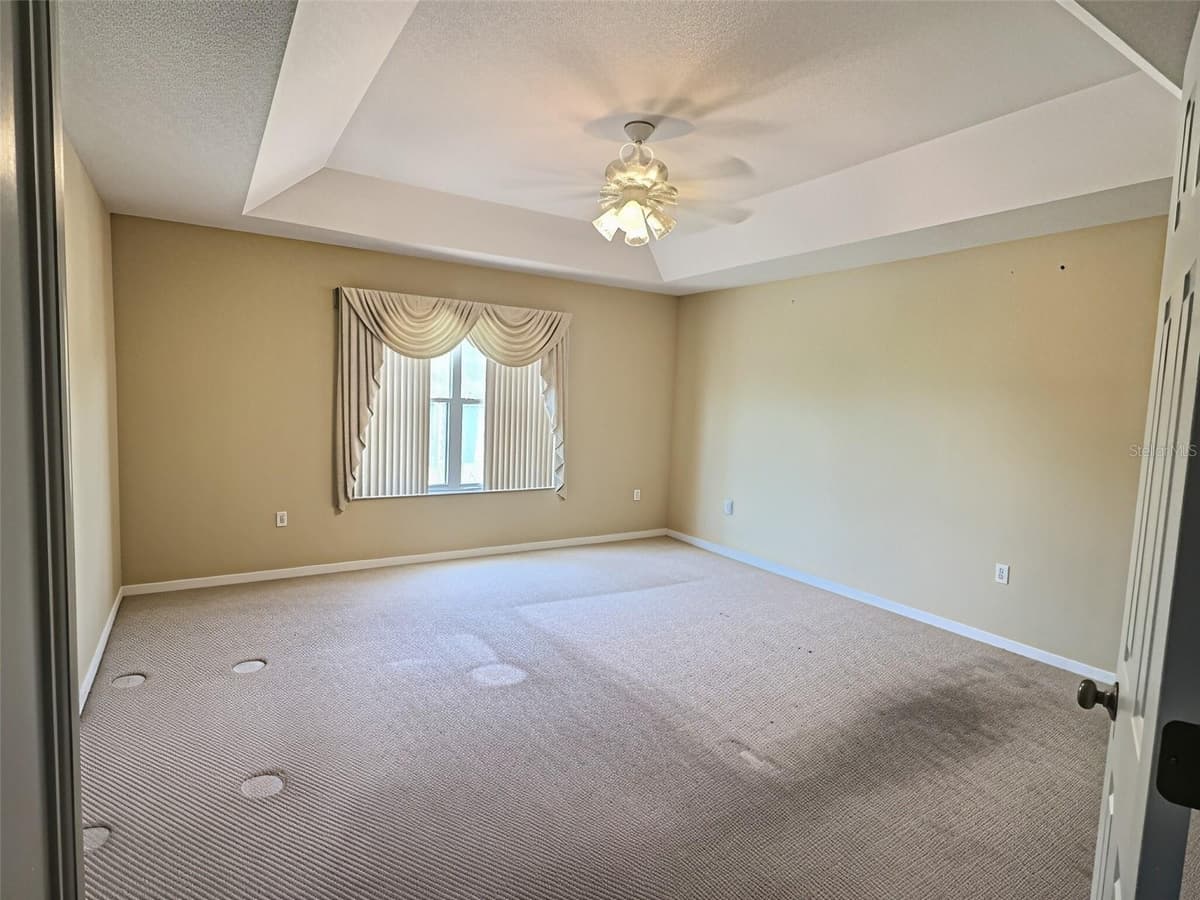 2414 HURON CIRCLE — photo 13 of 17