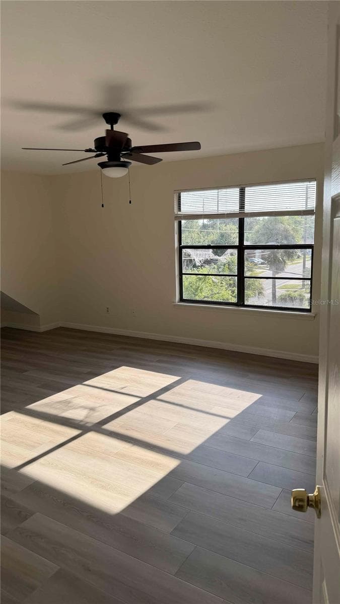 909 CHURCH AVENUE — photo 12 of 12