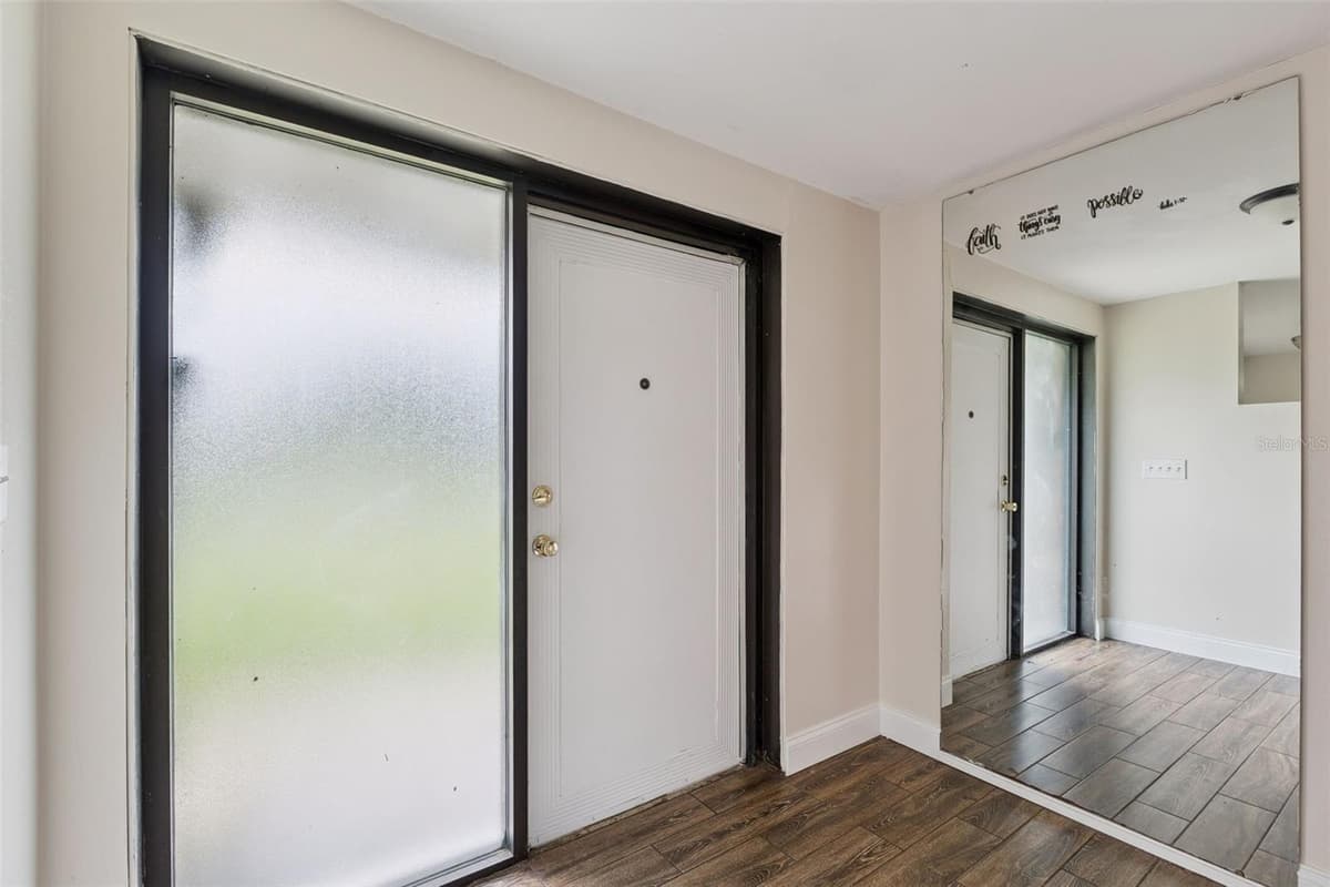 702 WILDABON AVENUE — photo 5 of 45