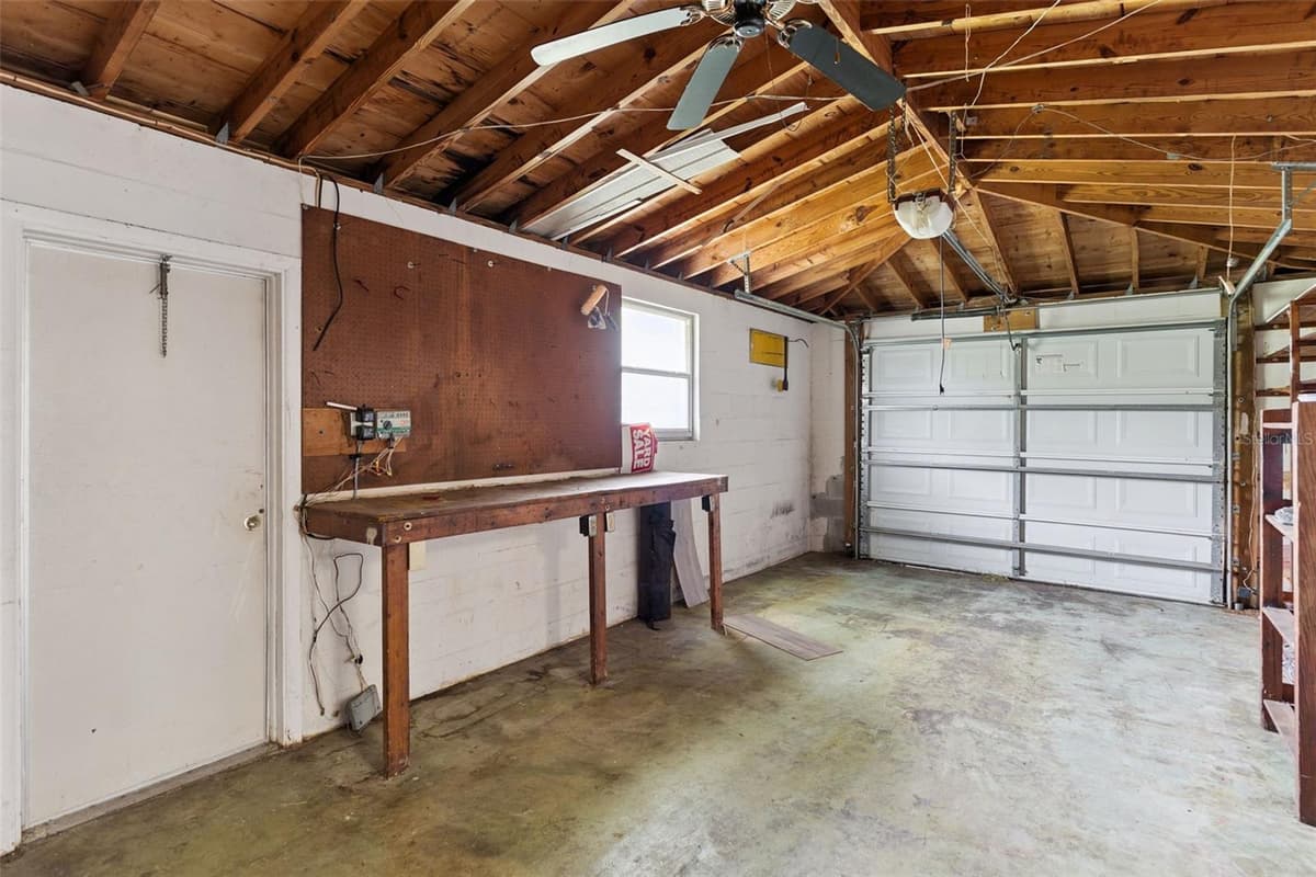 702 WILDABON AVENUE — photo 26 of 45