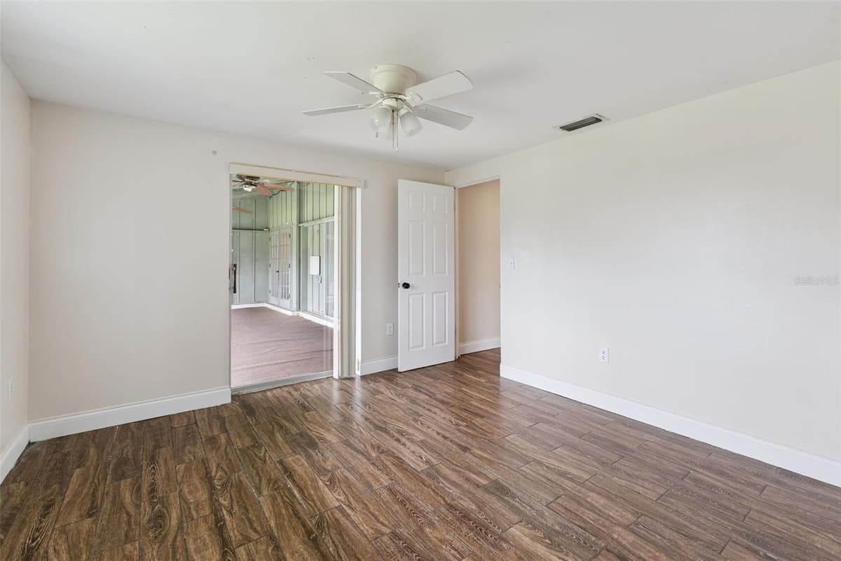 702 WILDABON AVENUE — photo 18 of 45